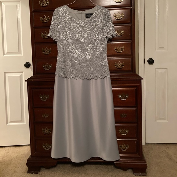 Mother of Groom dress - Picture 3 of 3